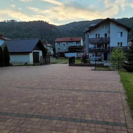 Pod Skrzycznem شقة *